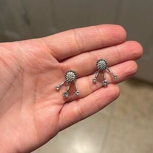 EUC Brighton Silver Stud Earrings with 3 Stone Burst